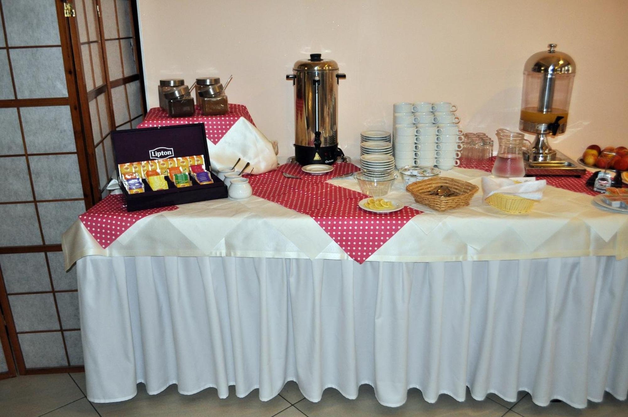 Hotel Platinum Hrubieszow Buitenkant foto