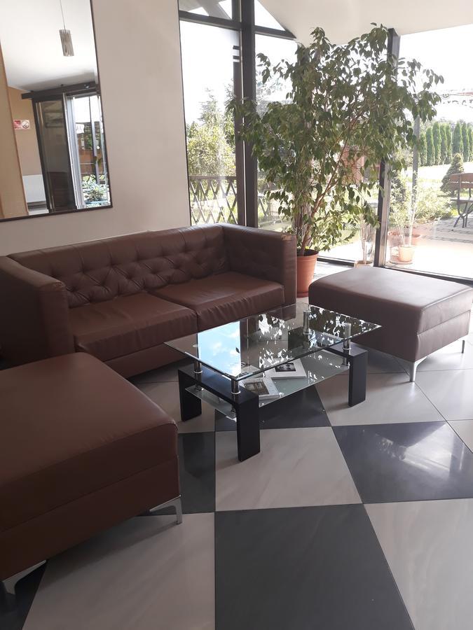 Hotel Platinum Hrubieszow Buitenkant foto