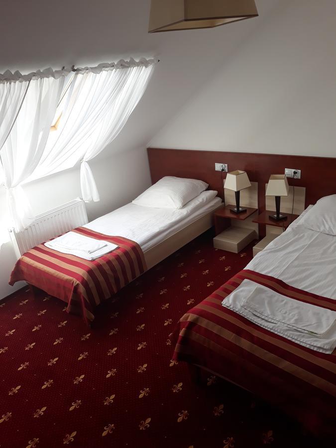 Hotel Platinum Hrubieszow Buitenkant foto