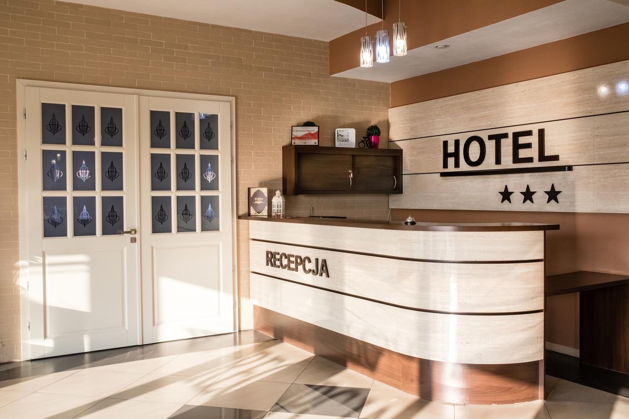 Hotel Platinum Hrubieszow Buitenkant foto