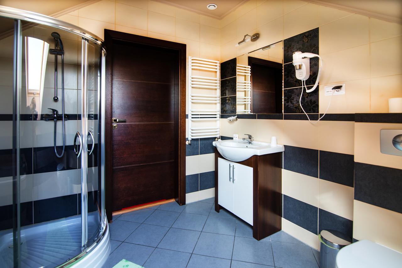 Hotel Platinum Hrubieszow Buitenkant foto