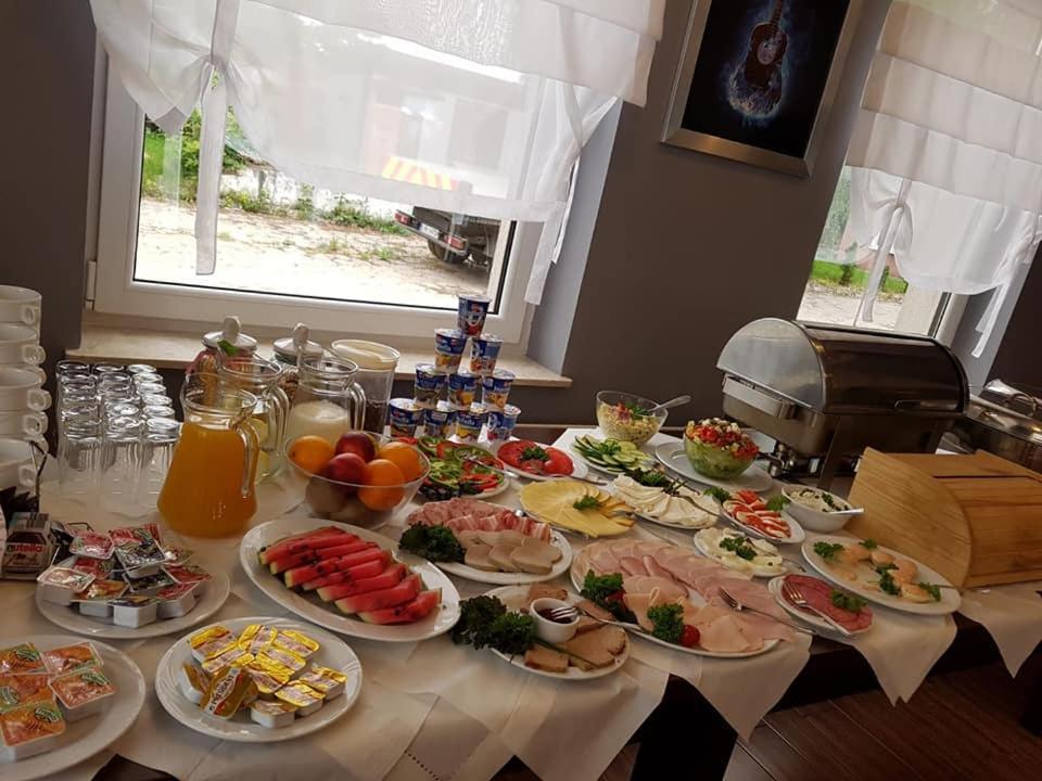Hotel Platinum Hrubieszow Buitenkant foto