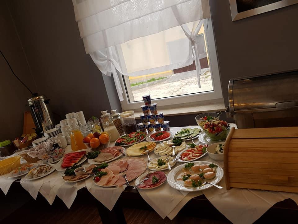 Hotel Platinum Hrubieszow Buitenkant foto